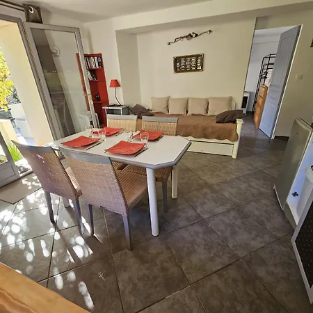 Apartment T2 En Rez-de-jardin Fleur De Sel *