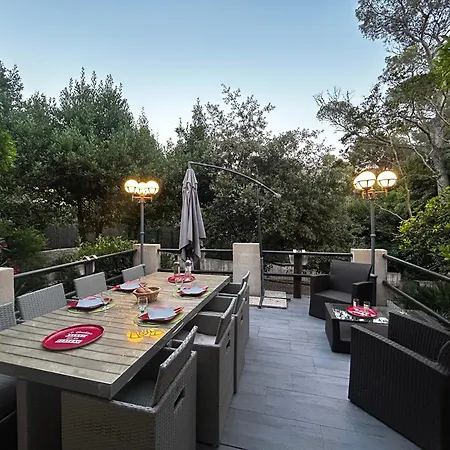 Apartment T2 En Rez-de-jardin Fleur De Sel Saint-Raphael (Var)